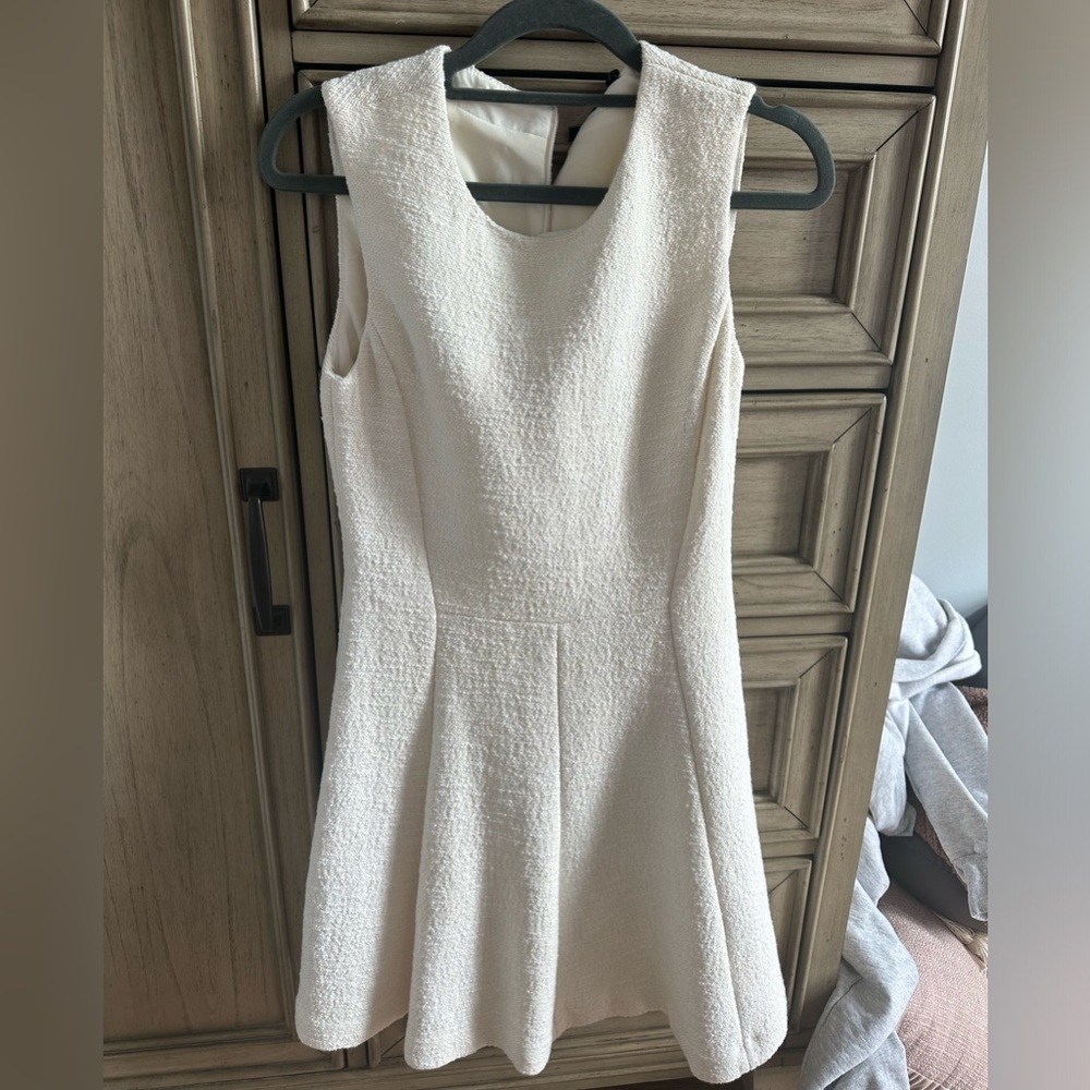Theory Dress NWT in white Size 2